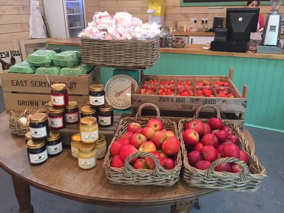 East Scryne Fruit photo 2