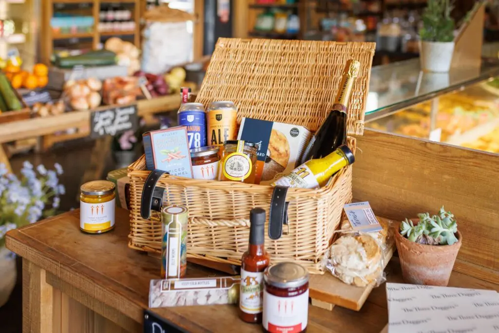 The Three Daggers Farm Shop photo 3