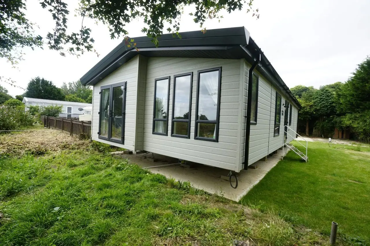 Wylands Farm main photo