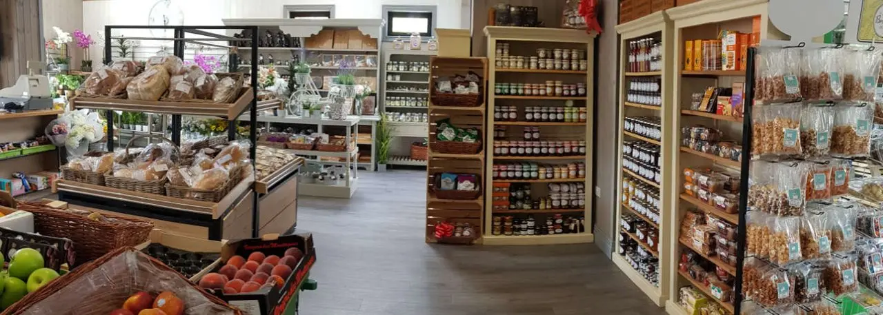 Tom's Farm Shop & Garden Centre photo 1