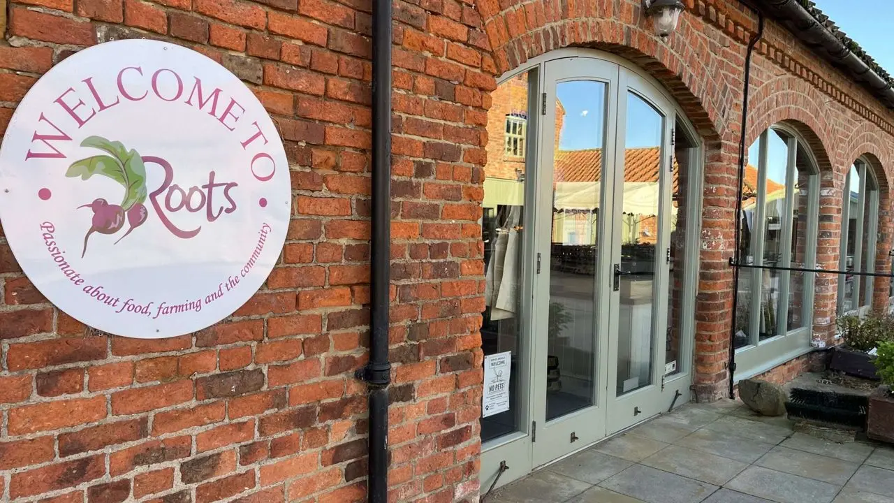 Roots Farm Shop & Cafe