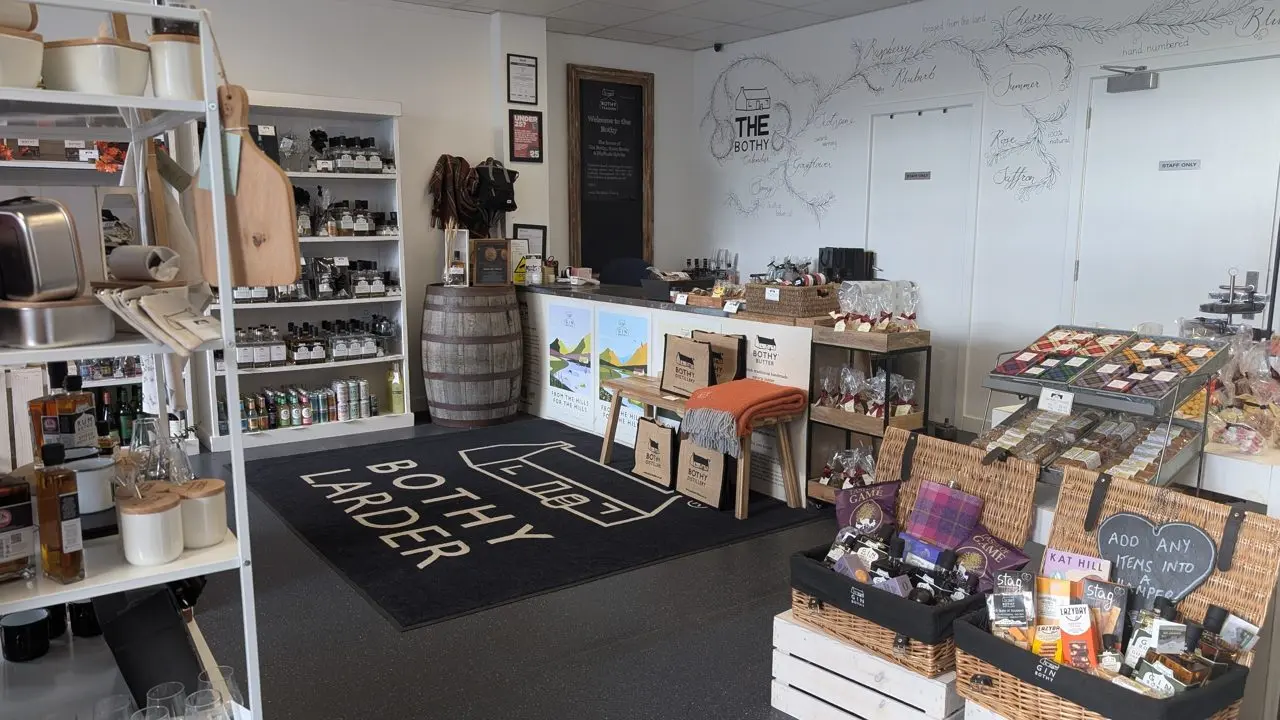 Bothy Larder (Gin Bothy)