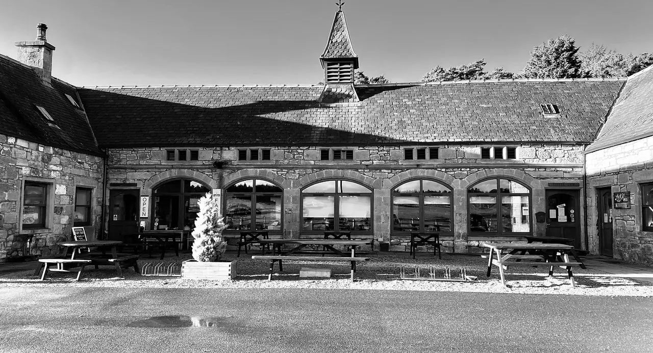 Househill Cafe & Farmshop