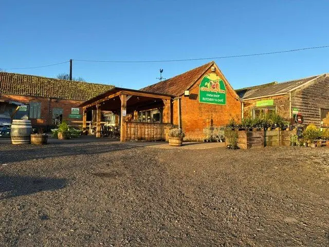 Clive's Fruit Farm
